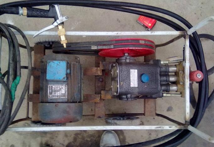 自制高壓洗車(chē)機(jī) 自制高壓洗車(chē)機(jī)